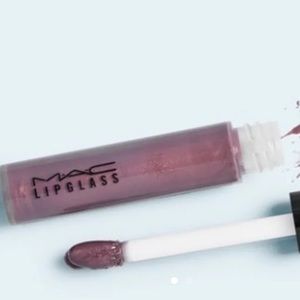 Mac little lip glass